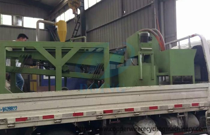 The England customer buy copper wire recycling machine from Doing company