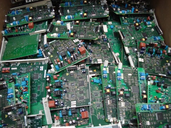 waste printed circuit board