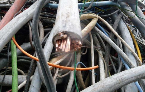 How do you get plastic off copper wire?