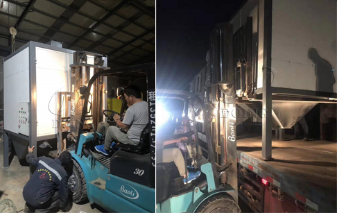 One set plastic infusion bottle recycling machine delivered to Liaoning, China