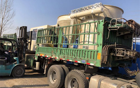 Test run of the mixed plastics separation machine before deliver